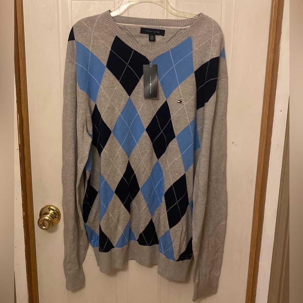 Tommy Hilfiger Men's V-Neck Sweater - Blue and Gray Argyle XL Preppy
